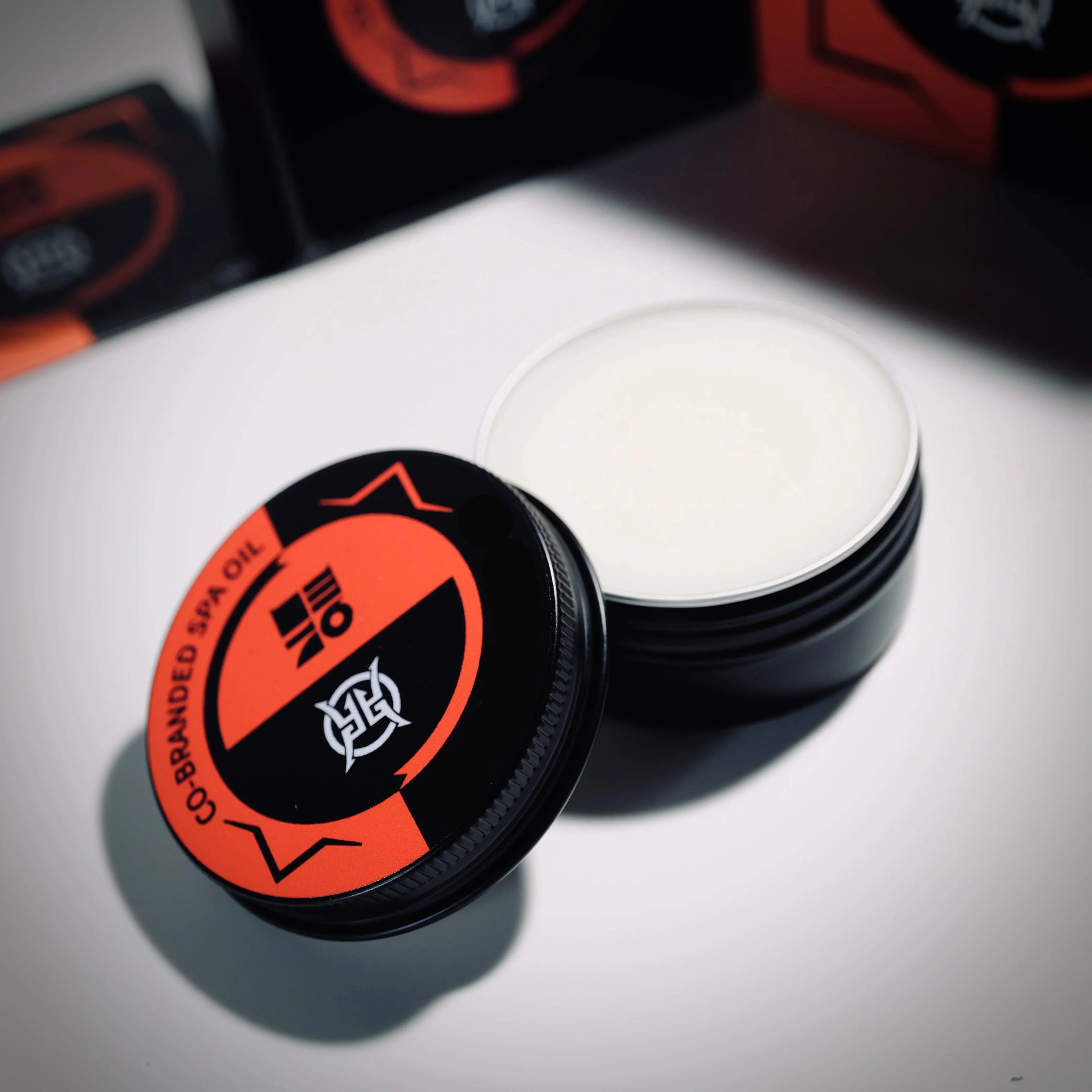 How to Use 1376 Wenwan Care Oil for Daily Maintenance
